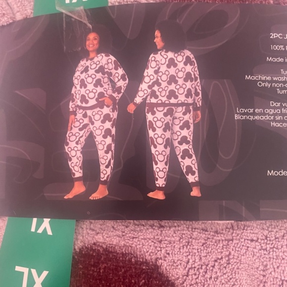 Disney Jogger Lounge Set - Picture 3 of 4